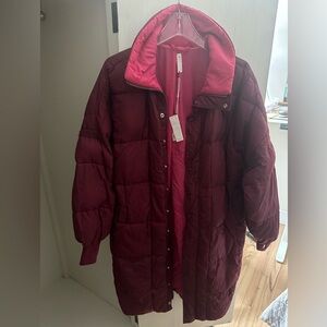 Free People movement packable puffer coat
Size xs